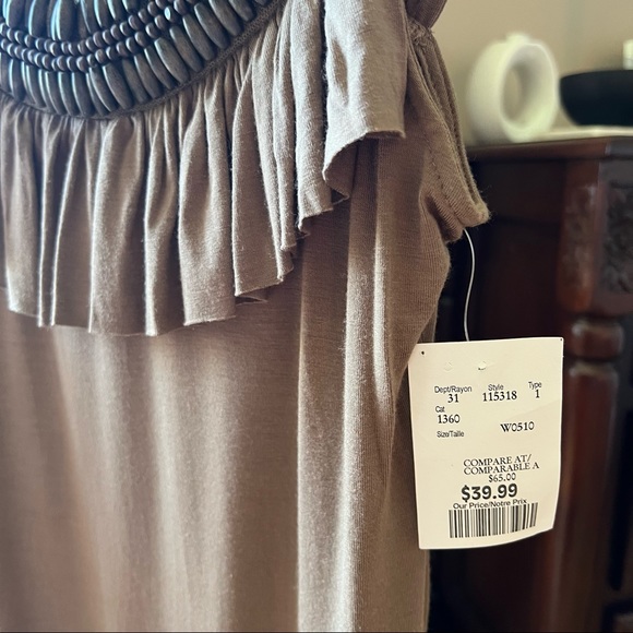 NWT Taupe Sleeveless Resort Dress with Neckline Wooden Bead Detail - Picture 4 of 6